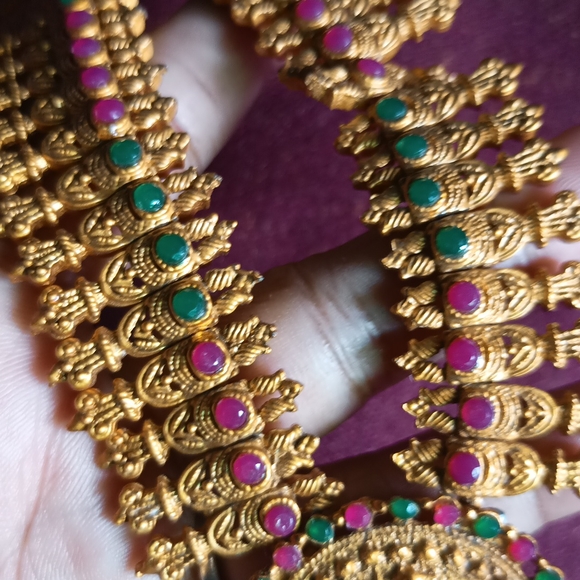 Necklace - Picture 5 of 6